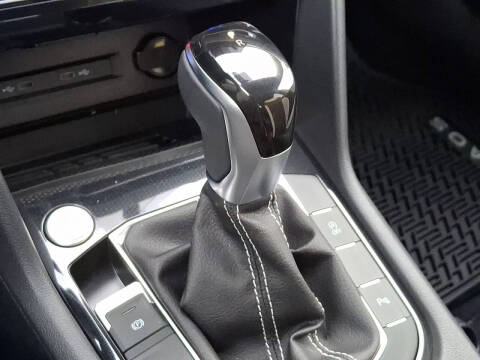 2026 Volkswagen Taos SEL 4Motion