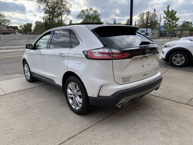 2020 Ford Edge Titanium