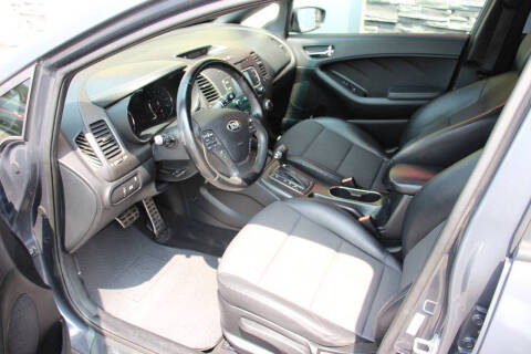 2016 Kia Forte5 SX