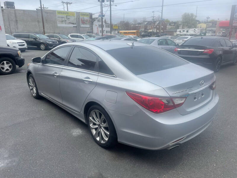 2013 Hyundai Sonata SE photo 3