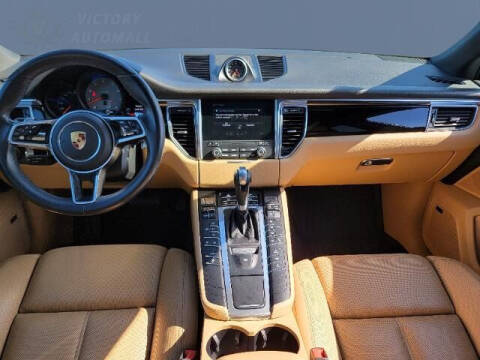 2017 Porsche Macan S