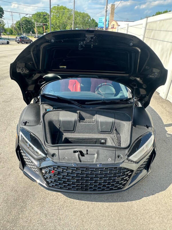 2021 Audi R8 Base photo 18