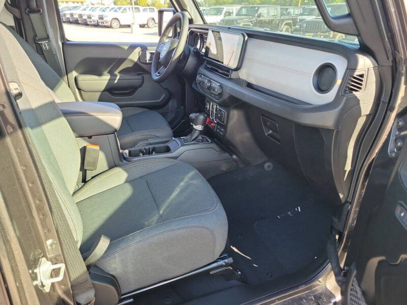 2026 Jeep Gladiator Willys
