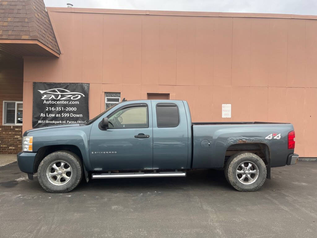 2008 Chevrolet Silverado 1500 for sale at ENZO AUTO in Parma, OH