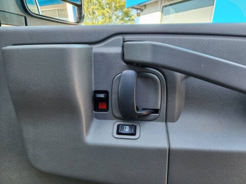 2022 GMC Savana 2500