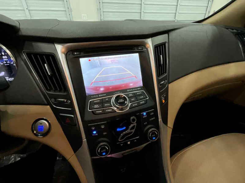 2011 Hyundai Sonata Hybrid