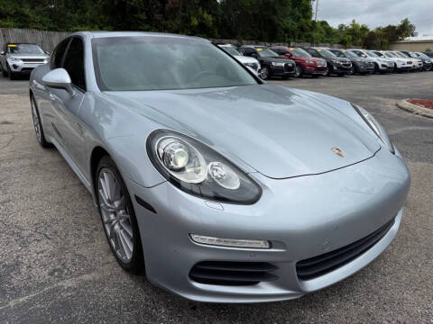 2015 Porsche Panamera