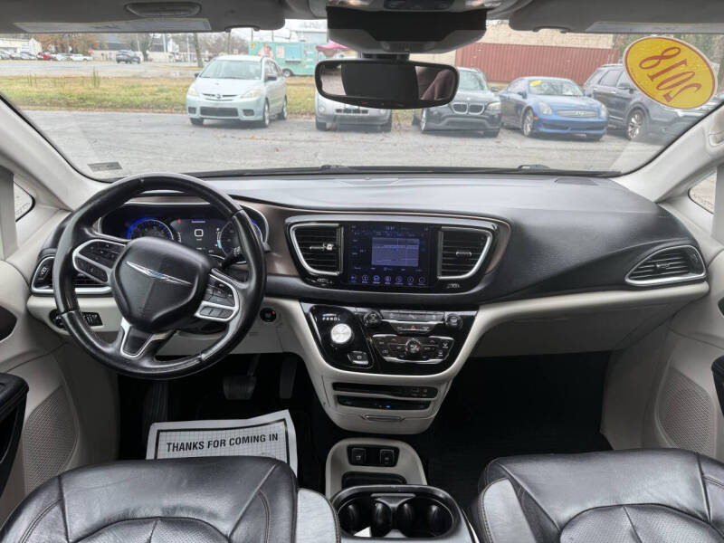 2018 Chrysler Pacifica Touring L Plus