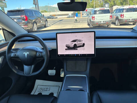 2023 Tesla Model Y Performance