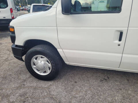 2013 Ford E-Series E-250