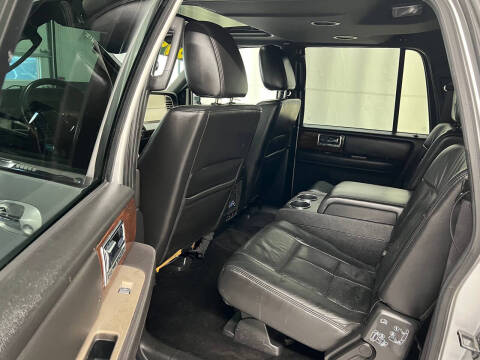2014 Lincoln Navigator L