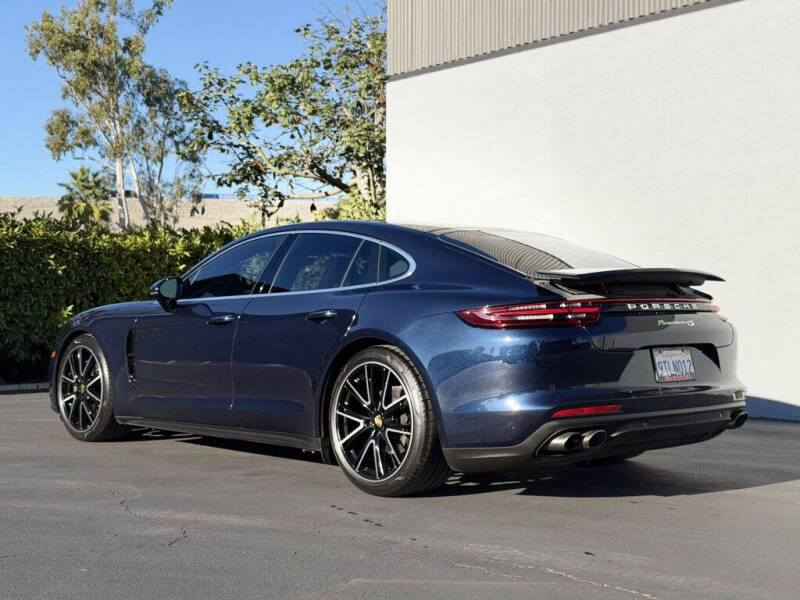 2018 Porsche Panamera 4S