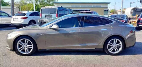 2015 Tesla Model S 70D
