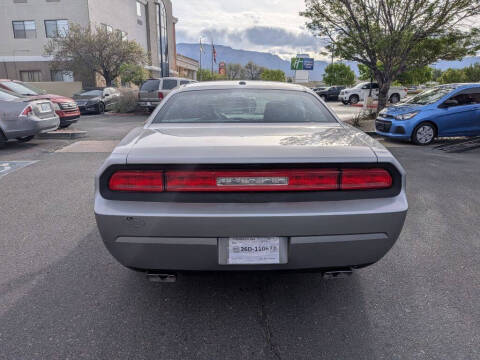 2014 Dodge Challenger SXT