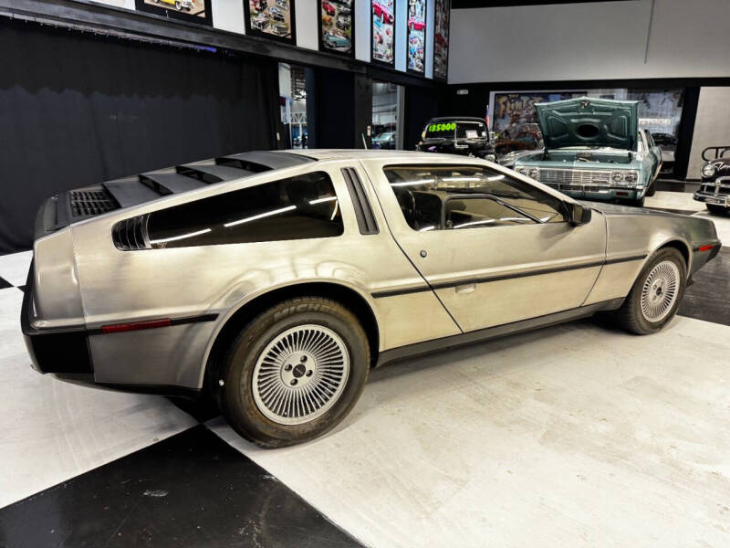 1981 DeLorean DMC-12