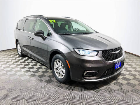 2022 Chrysler Pacifica for sale at Royal Moore Custom Finance in Hillsboro OR