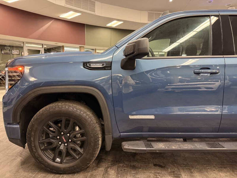 2025 GMC Sierra 1500 Elevation