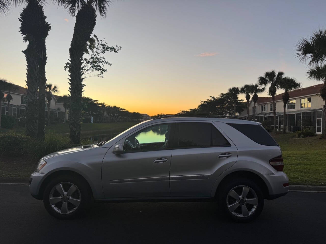 2009 Mercedes-Benz M-Class for sale at LP AUTO SALES in Naples, FL