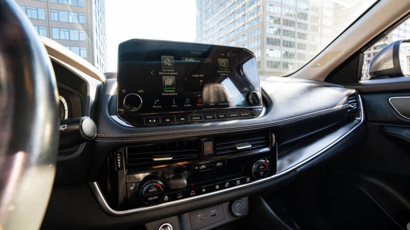 2021 Nissan Rogue Platinum