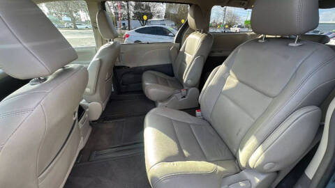 2017 Toyota Sienna