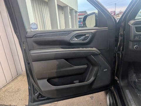 2022 GMC Yukon XL SLT