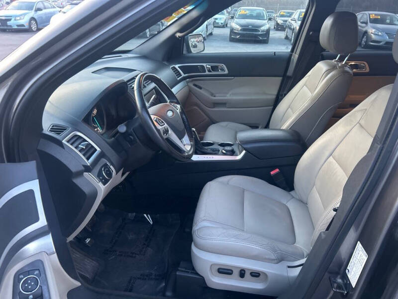 2012 Ford Explorer XLT