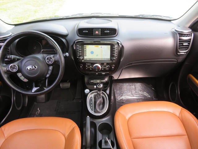 2016 Kia Soul !