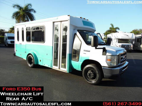 2015 Ford E-350