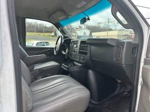 2019 Chevrolet Express 2500