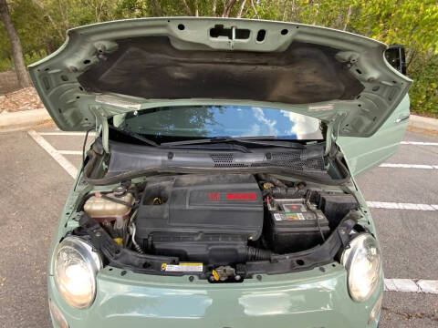 2012 FIAT 500c Lounge