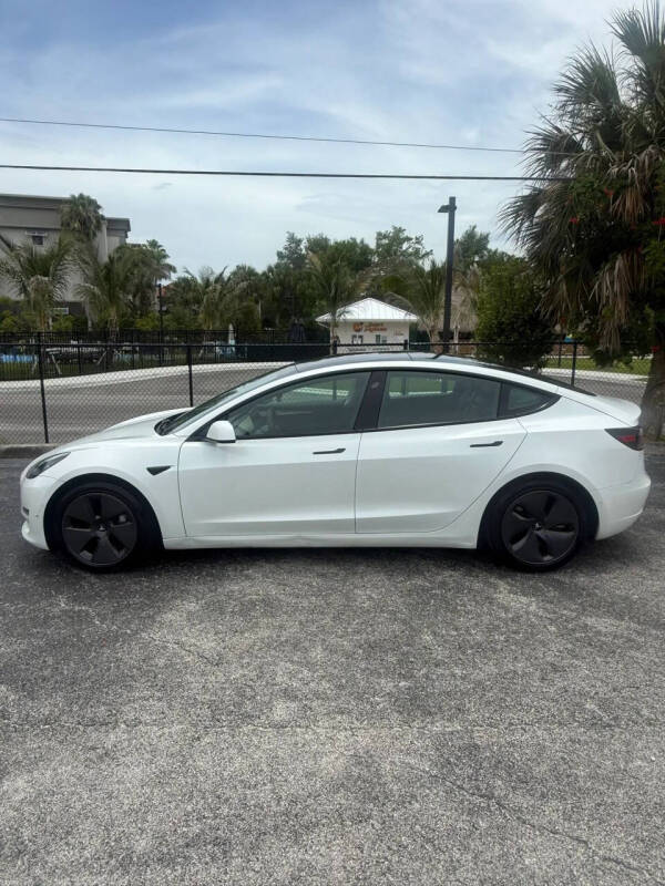 2021 Tesla Model 3 Standard Range Plus