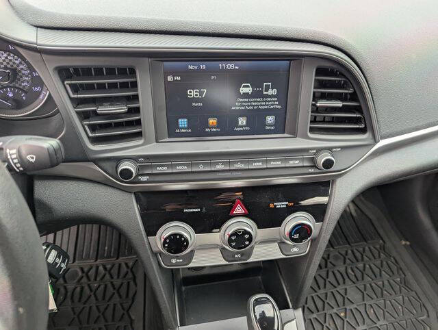 2019 Hyundai Elantra SEL