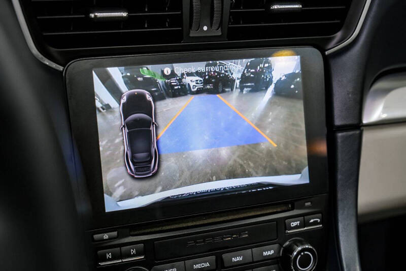 2017 Porsche 911 Carrera