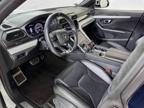 2020 Lamborghini Urus