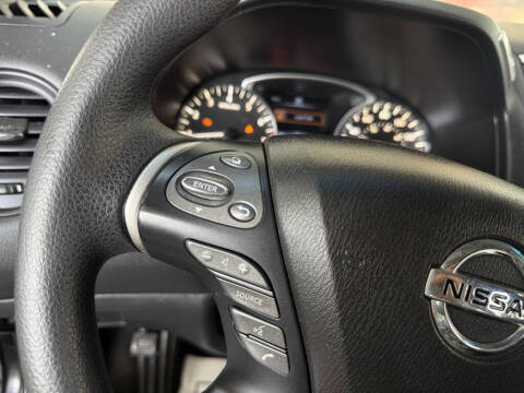 2020 Nissan Pathfinder S