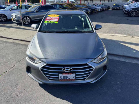 2017 Hyundai Elantra