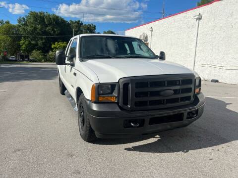 2005 Ford F-250 Super Duty for sale at LUXURY AUTO MALL in Tampa FL