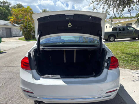 2017 BMW 3 Series 330i xDrive