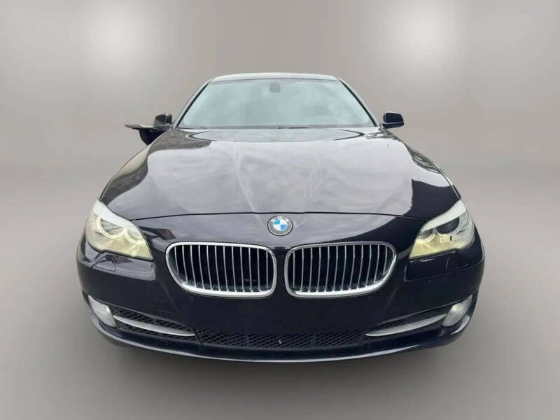 2012 BMW 5 Series 528i