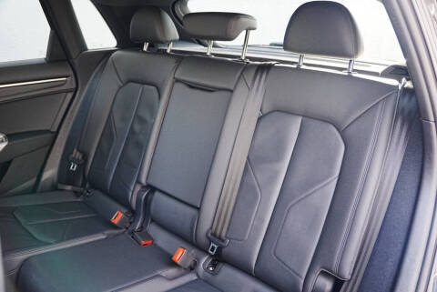 2022 Audi Q3 quattro S line Premium 45 TFSI