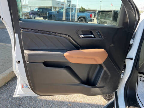 2024 GMC Canyon AT4
