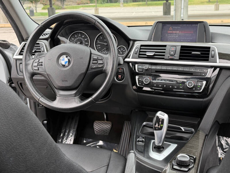 2018 BMW 3 Series 320i