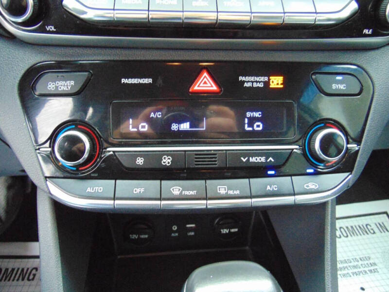 2017 Hyundai Ioniq Hybrid SEL