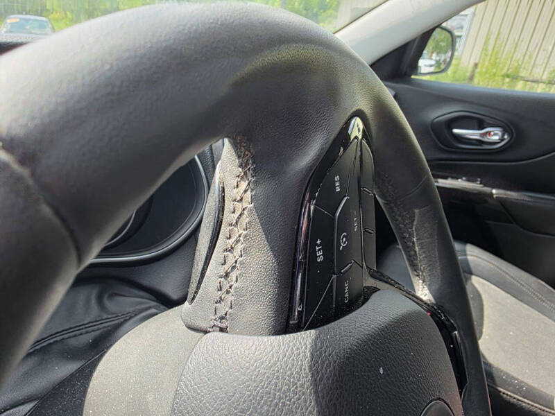 2020 Jeep Cherokee Altitude