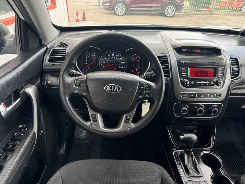 2014 Kia Sorento LX