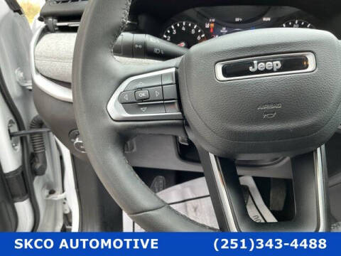 2023 Jeep Compass Latitude Lux
