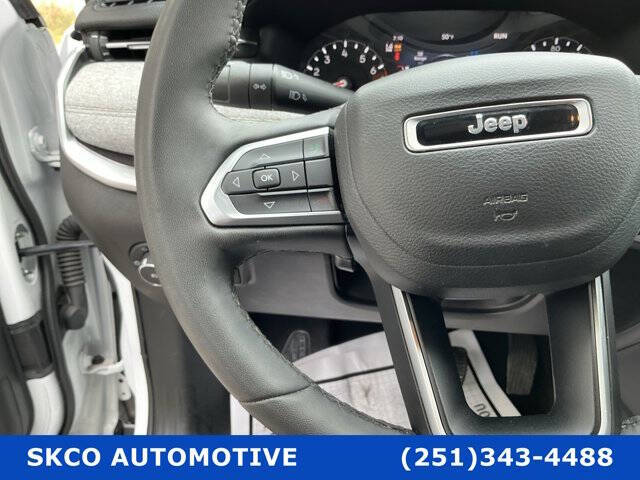 2023 Jeep Compass Latitude Lux