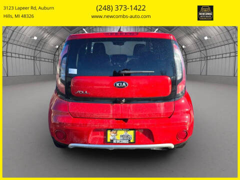 2017 Kia Soul +