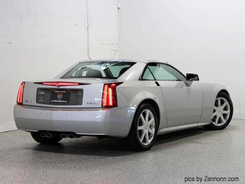 2005 Cadillac XLR