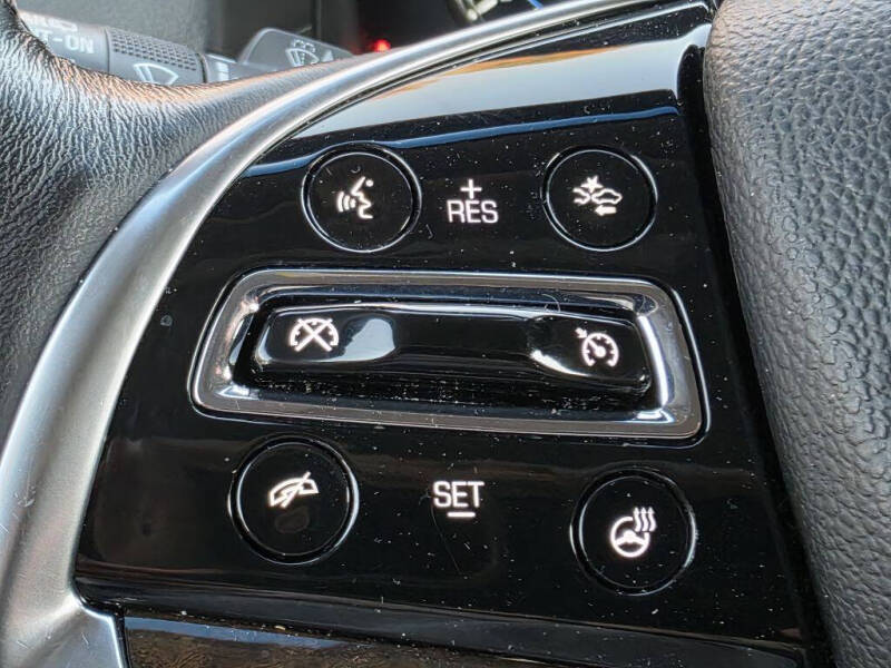 2018 Cadillac Escalade Luxury